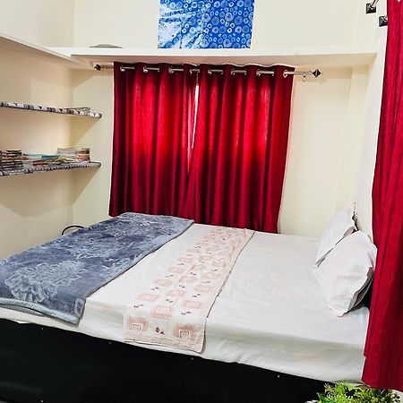 Tiwari G Home Stay Ujjain Luaran gambar