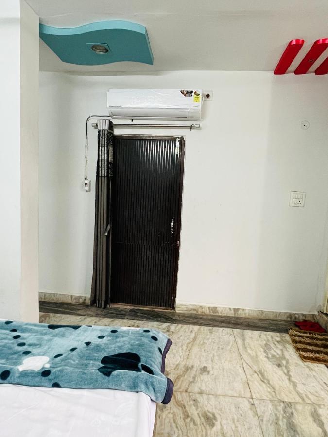 Tiwari G Home Stay Ujjain Luaran gambar