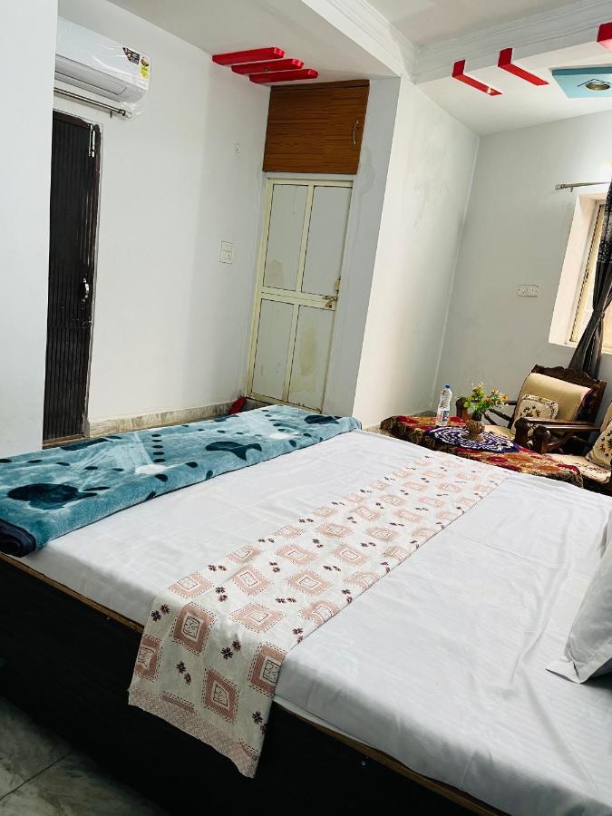 Tiwari G Home Stay Ujjain Luaran gambar