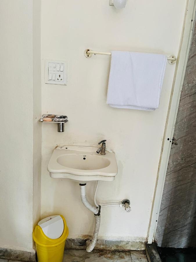 Tiwari G Home Stay Ujjain Luaran gambar